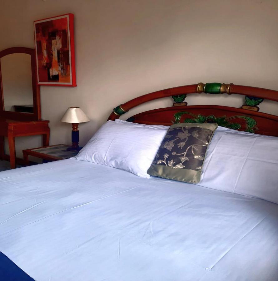The Reinhold Guesthouse Bali Kerobokan Exteriör bild