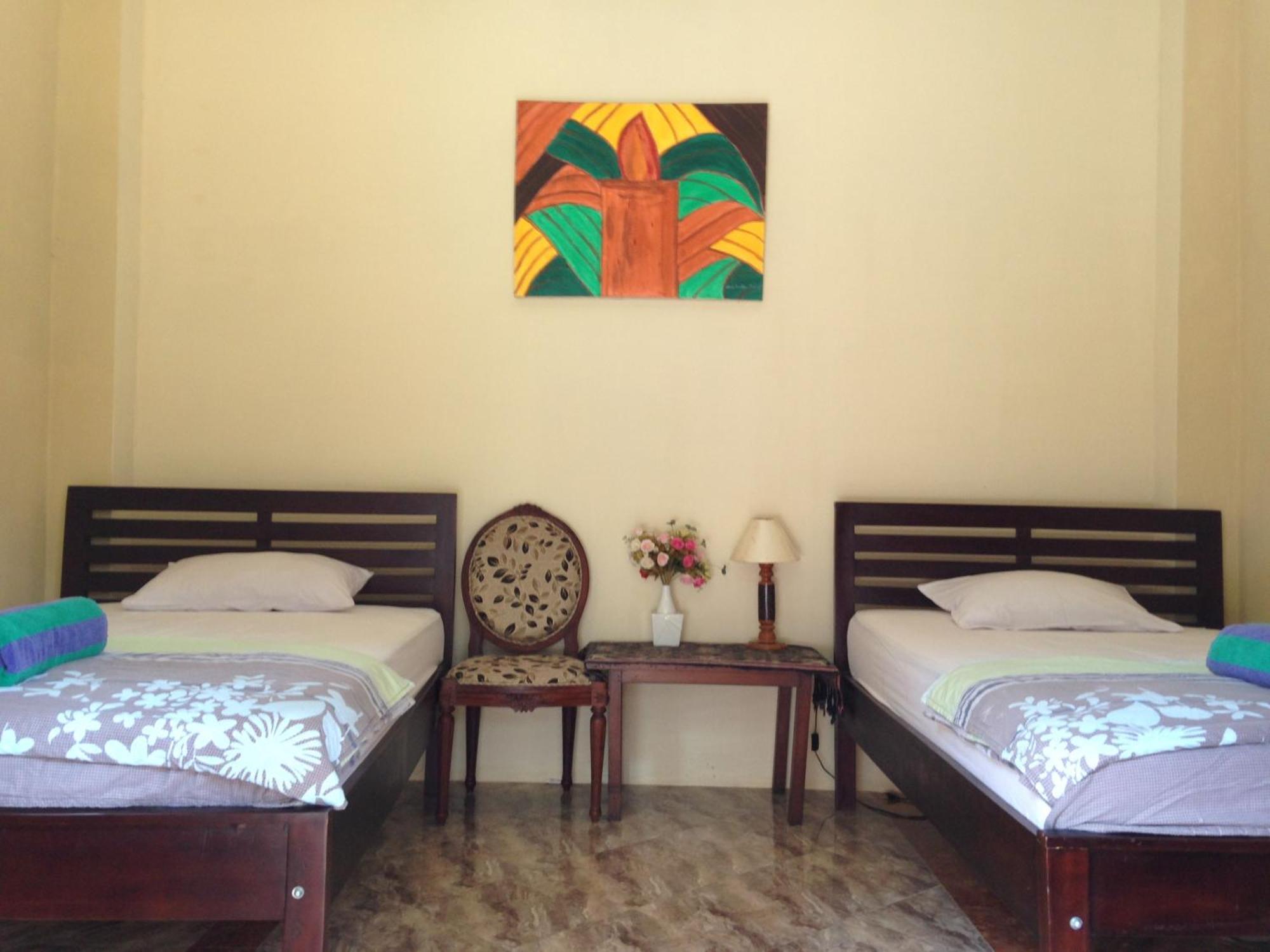 The Reinhold Guesthouse Bali Kerobokan Rum bild