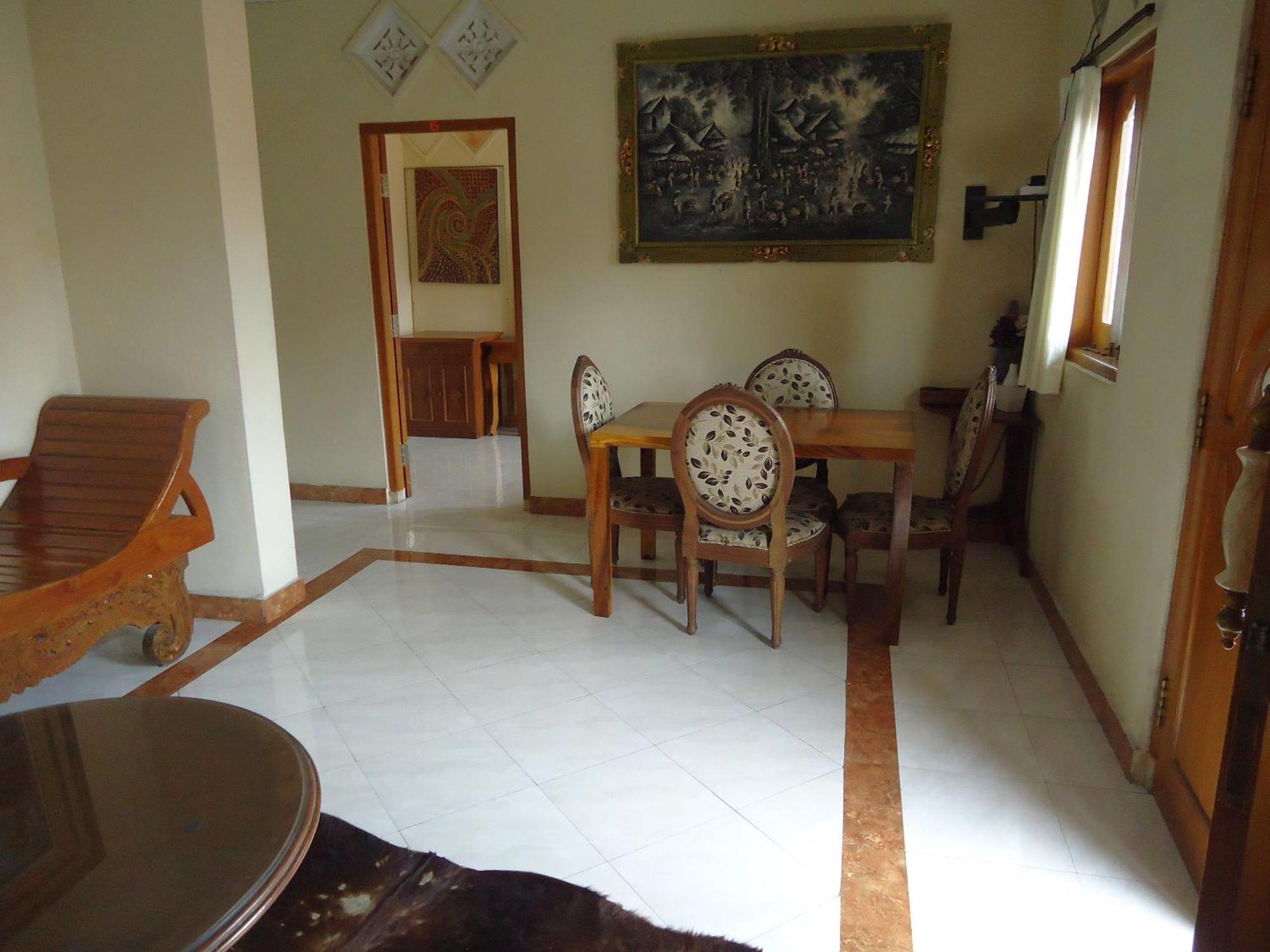 The Reinhold Guesthouse Bali Kerobokan Exteriör bild