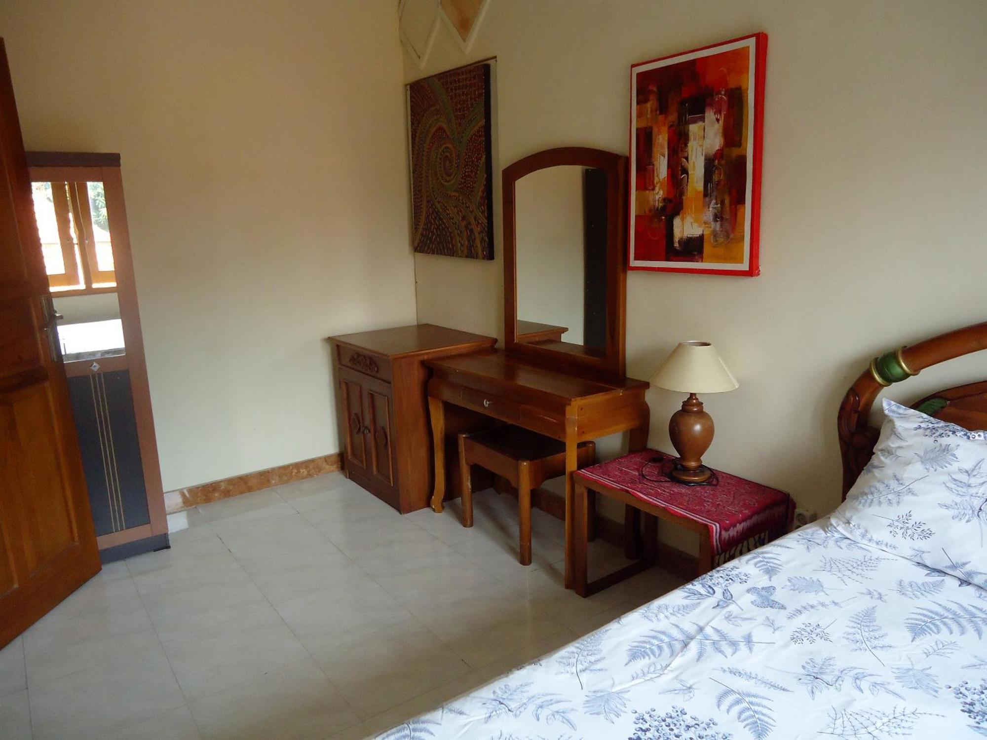 The Reinhold Guesthouse Bali Kerobokan Exteriör bild