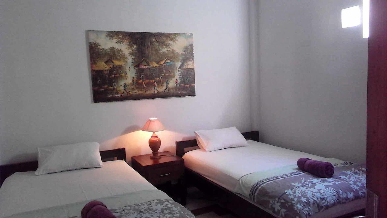 The Reinhold Guesthouse Bali Kerobokan Exteriör bild